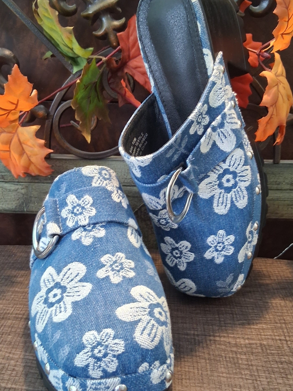 Dolls Kill Denim Floral Slip-On Clogs in Blue